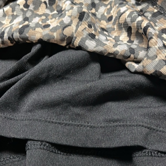 Croft & Barrow Lined V-Neck Top - Picture 10 of 12
